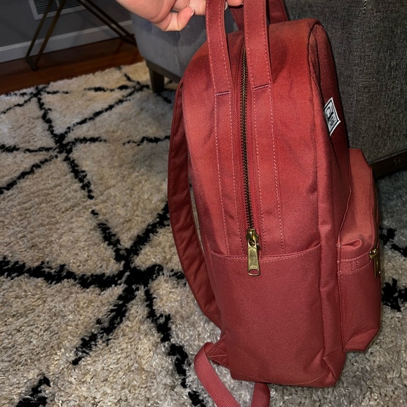 COPY - Hershel Backpack - Picture 2 of 4